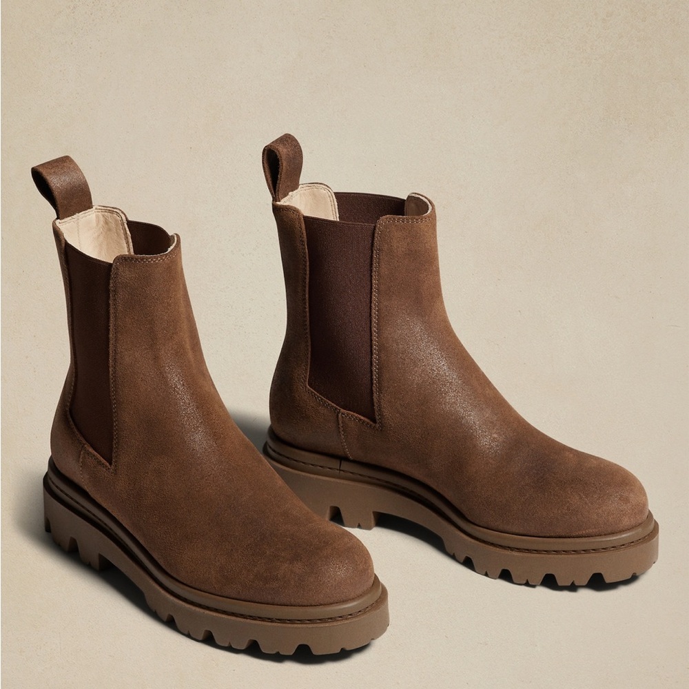 Brown banana republic chelsea boots